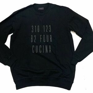 M / Goodlife Black Crewneck Sweatshirt with Graphic